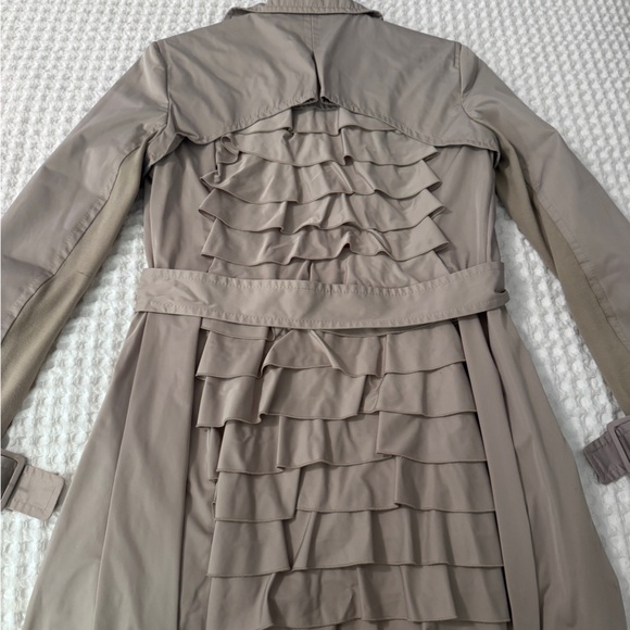 BCBG Ruffled Trench Rare find! - Picture 6 of 9